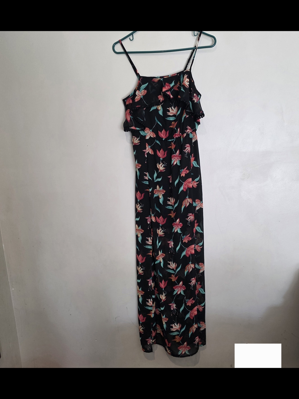 Candie's Black Floral Maxi Dress with Coral and Teal Print Spring Casual Beach